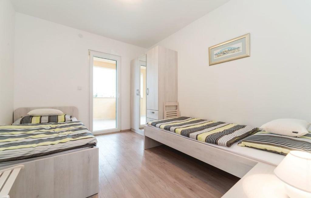 Apartman Dora Povljana Zewnętrze zdjęcie